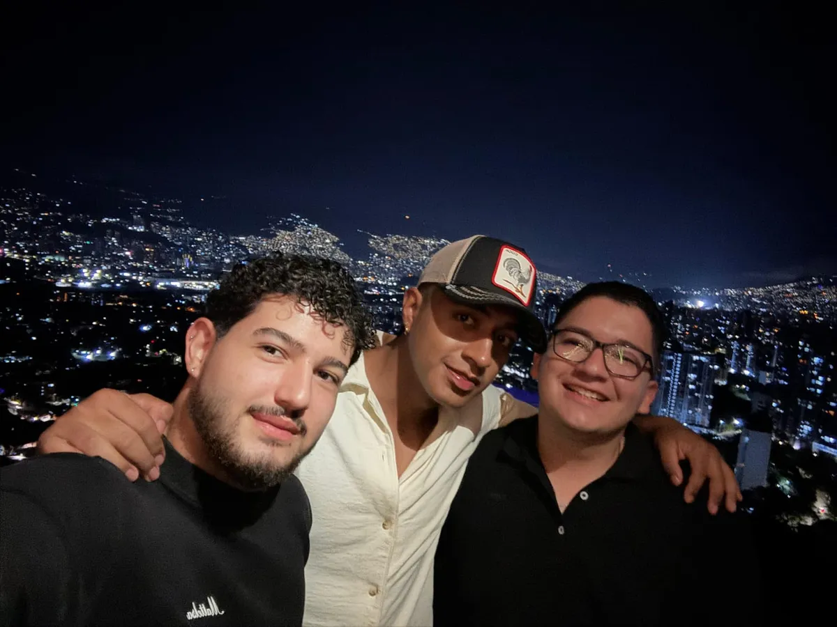 Juan Sebastián, Carlos y Esteban, fundadores de KALLPA Nutrition